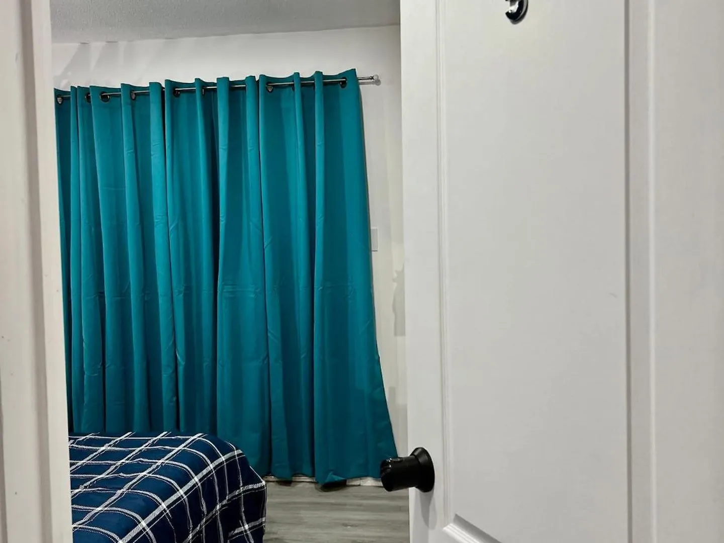 K5 Room Near Airport Mississauga Holiday home